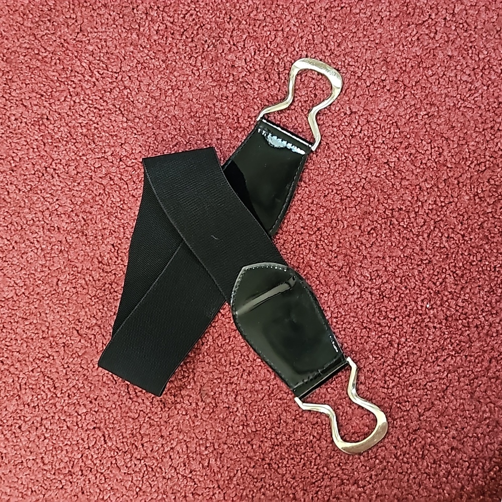 Stretchy Black Buckle Belt